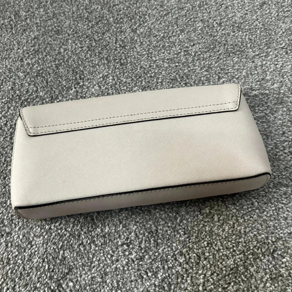 Kate Spade turn lock clutch - Picture 4 of 7